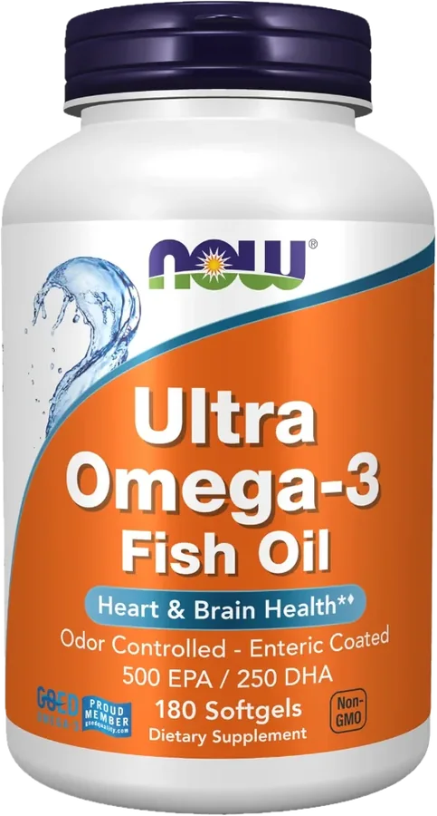 Frasco blanco de NOW Ultra Omega-3 con 180 cápsulas blandas de aceite de pescado, 500 EPA y 250 DHA.